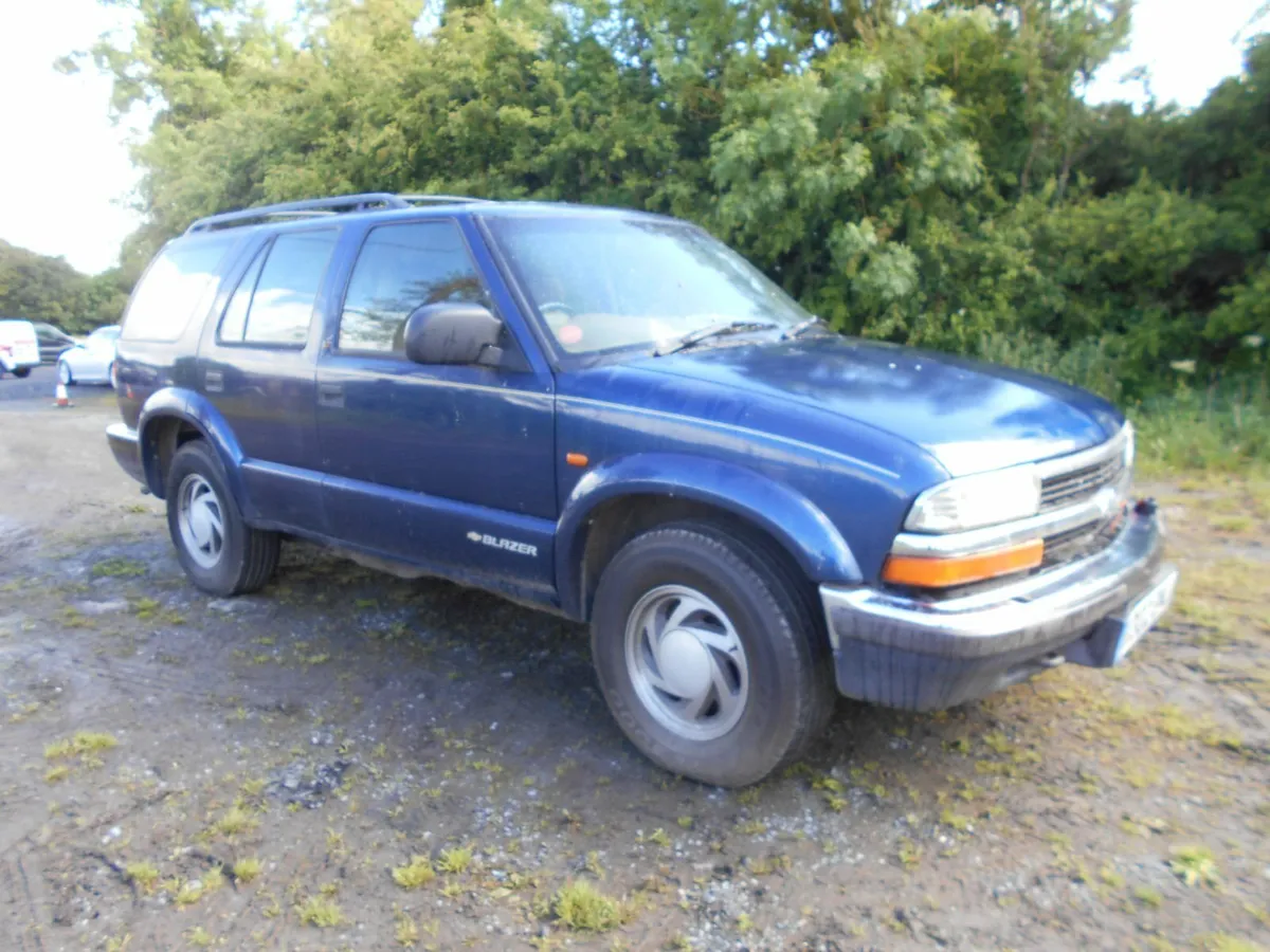 CHEVROLET GMC BLAZER 4300CC - Image 1