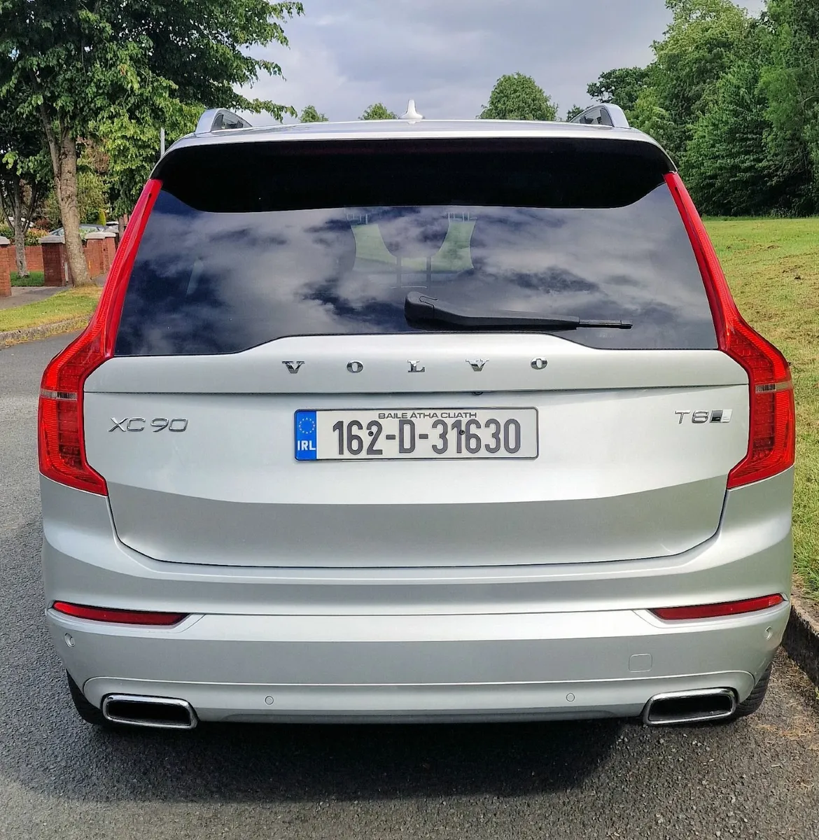 Volvo XC90 2016 T8 Hybrid Twin Engine - Immaculate - Image 4
