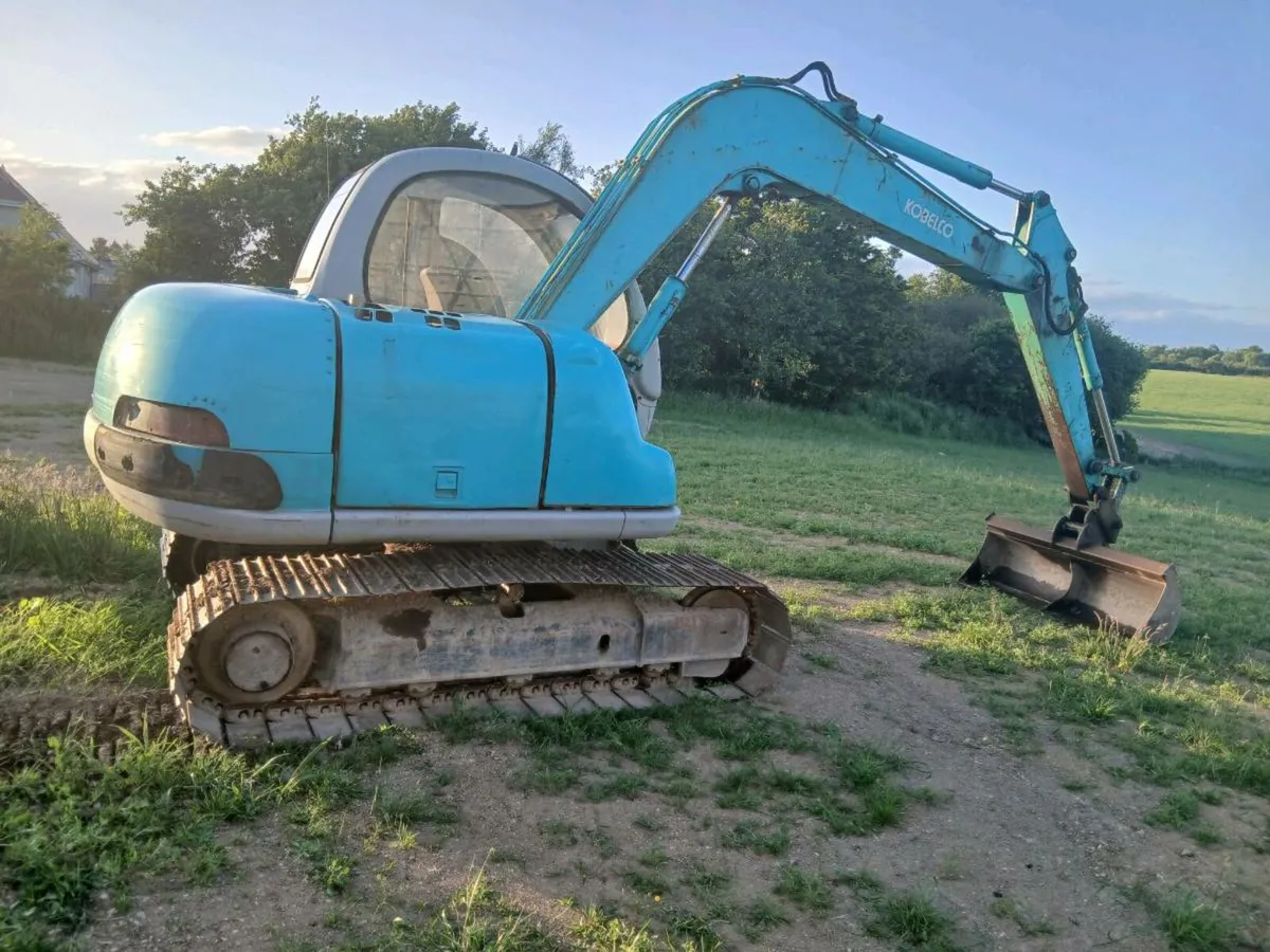 Kobelco 7ton digger - Image 4
