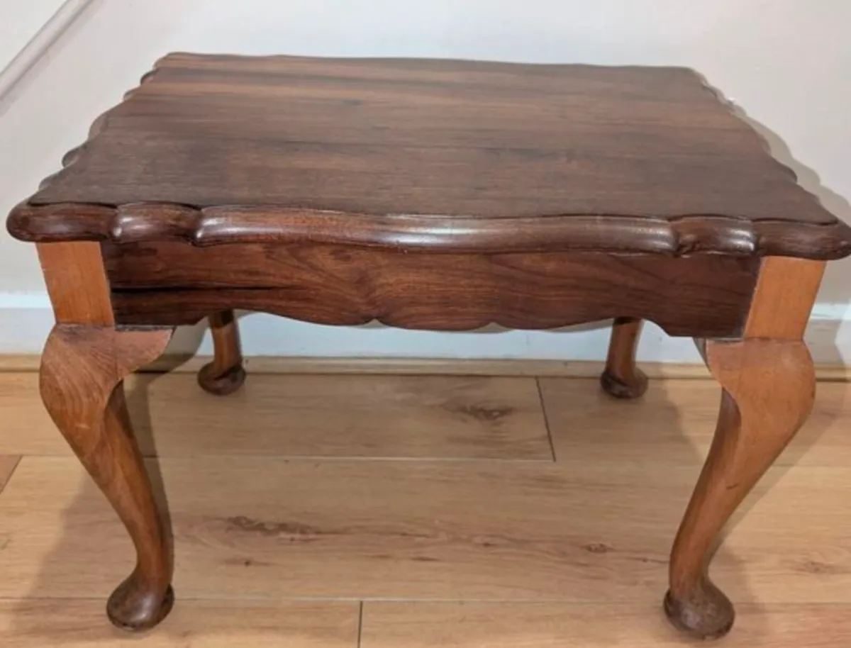 CONTEMPORARY PINE END TABLE - Image 1