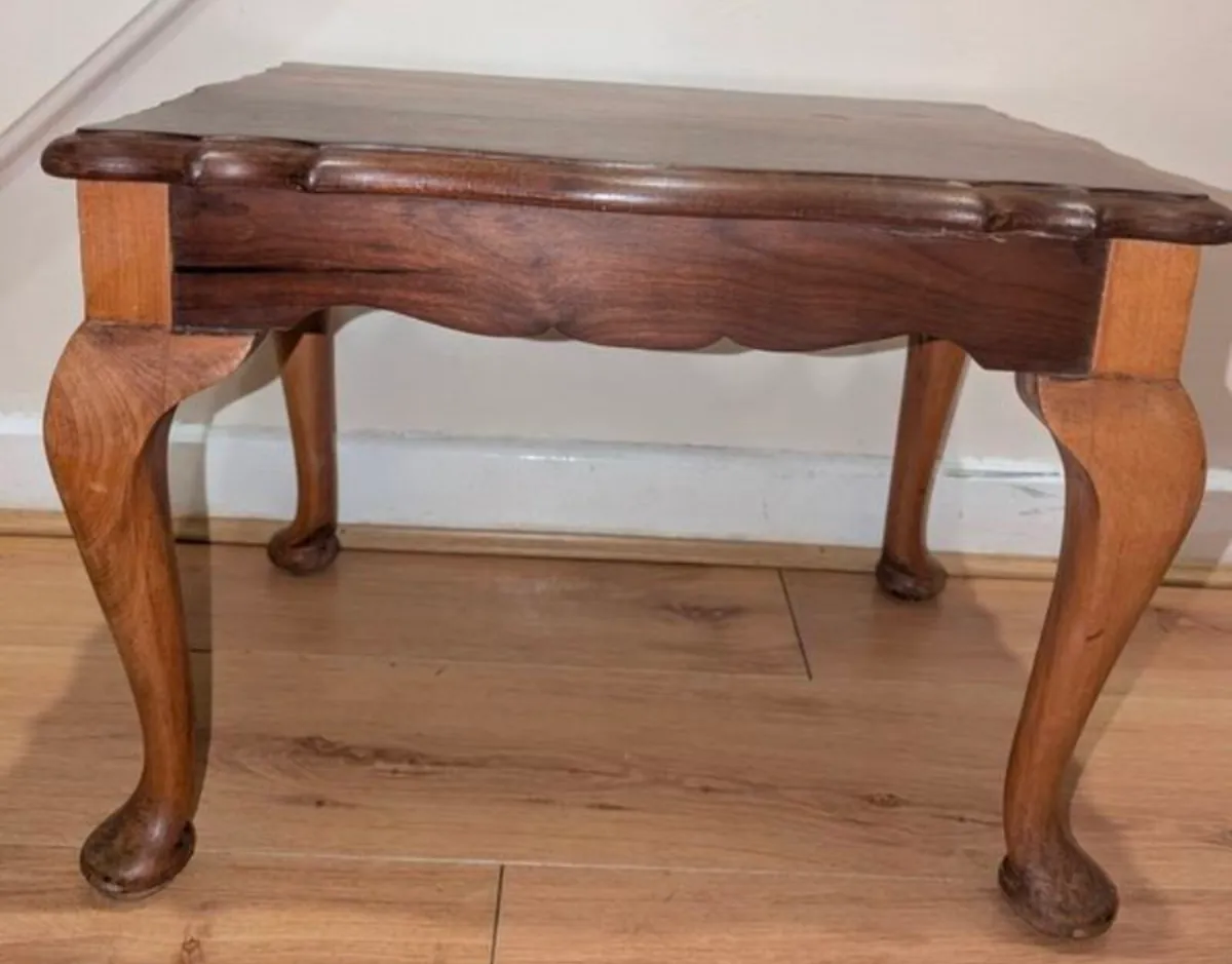 CONTEMPORARY PINE END TABLE - Image 4