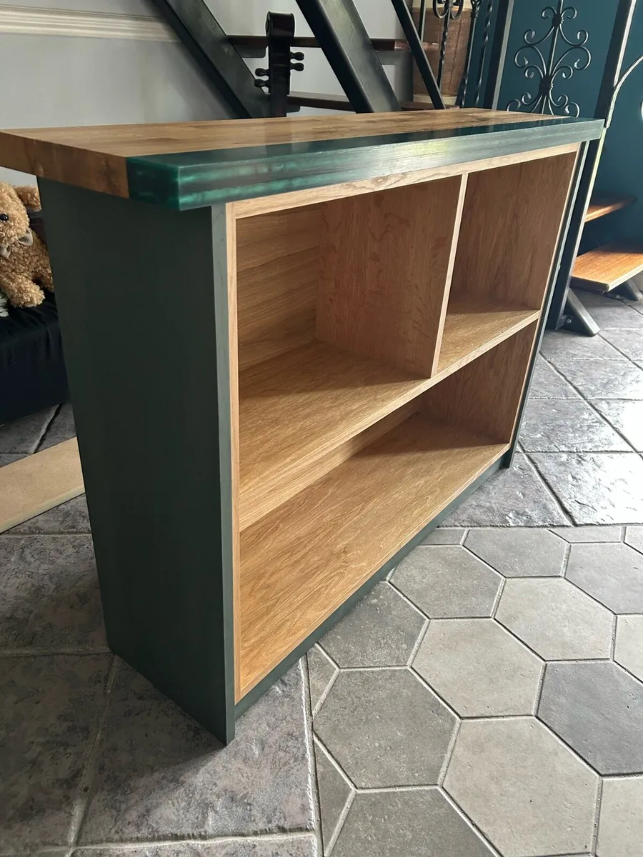 Oak and Epoxy coffee table - Image 4