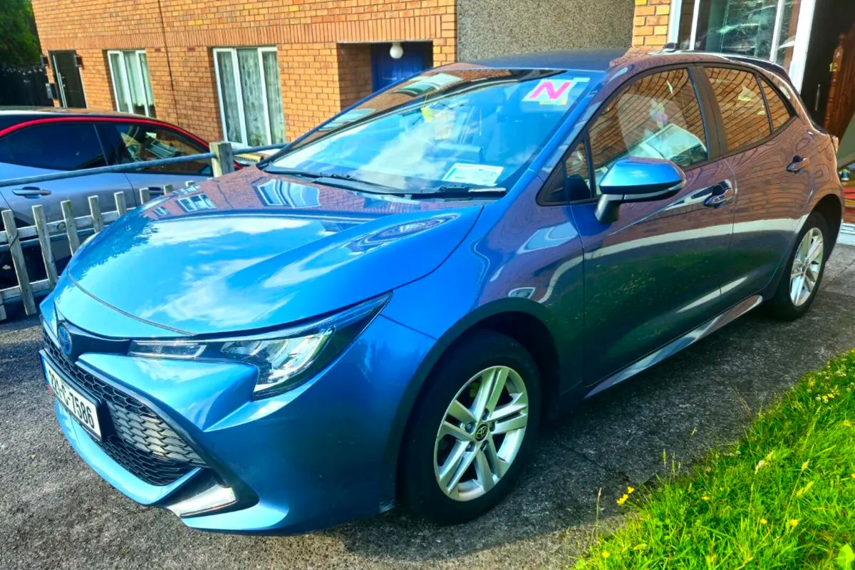 2022 Toyota Corolla Luna Hybrid Hatchback–38K km - Image 3