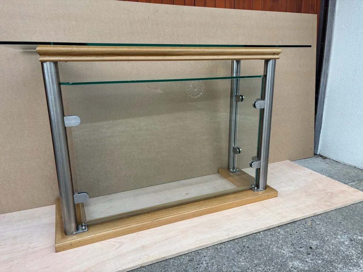 Reception Counter - Image 1