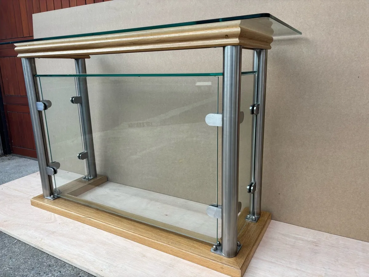 Reception Counter - Image 4