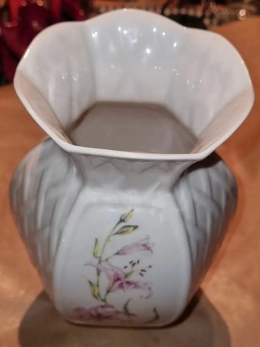 Belleek Vase - Image 4