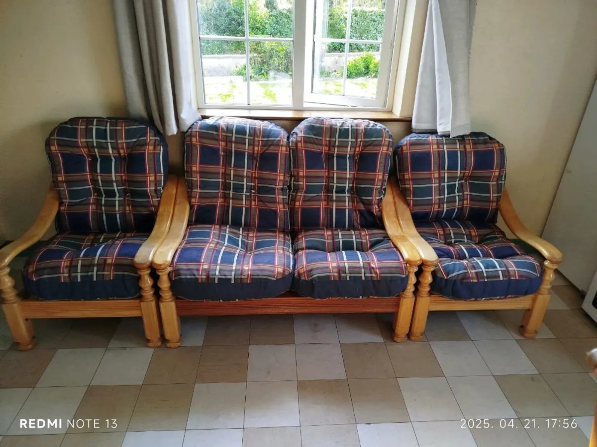 Couch for sale - Image 3