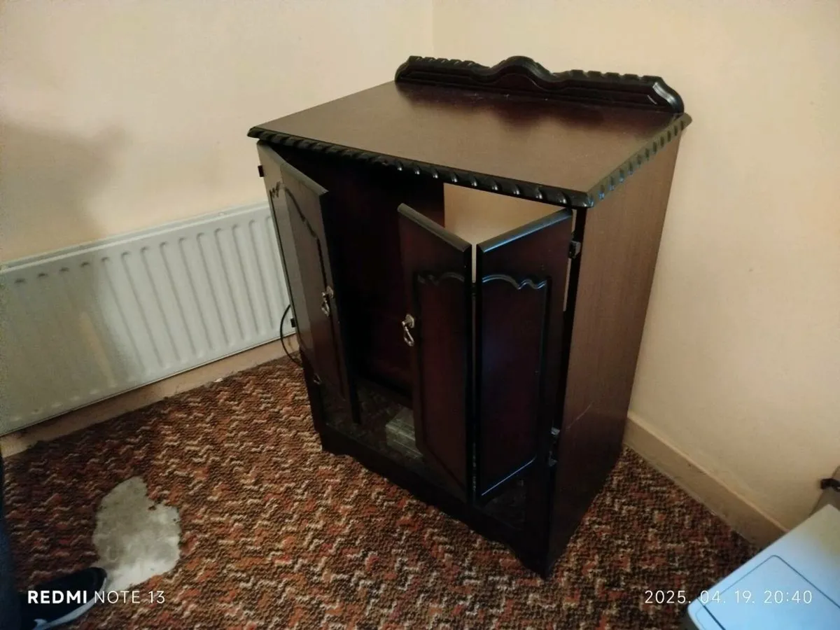 Tv stand for sale - Image 3