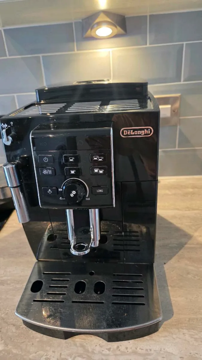 Delonghi coffe machine - Image 2