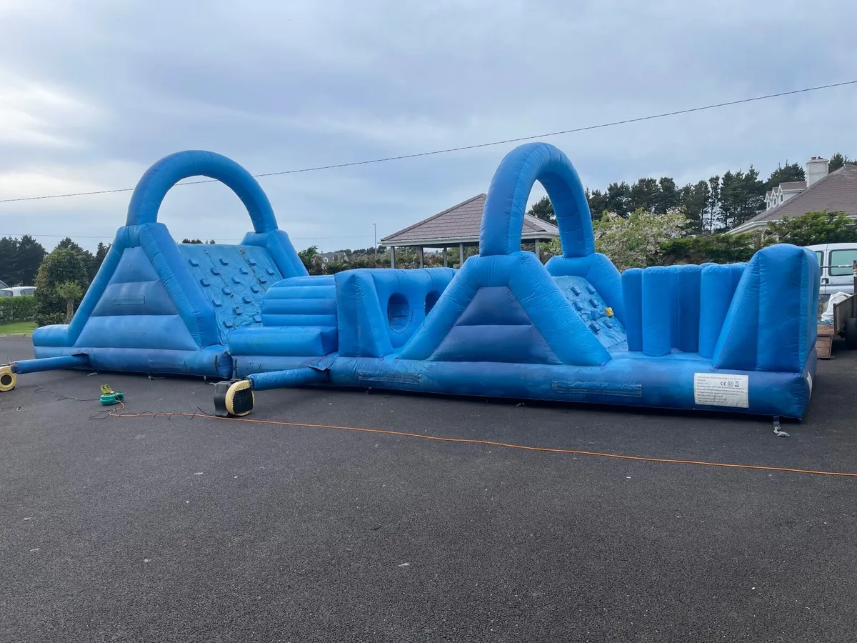 Bouncy castle - Image 4