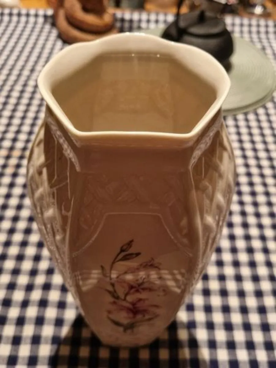 Belleek Large Vase - Image 4