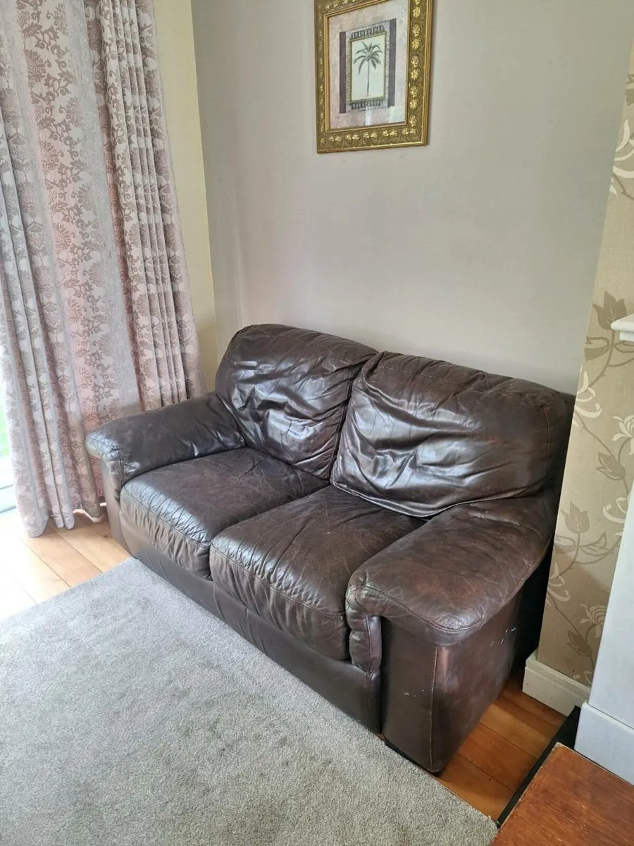Free leather sweet 2+1 dining room table 6 chairs - Image 1