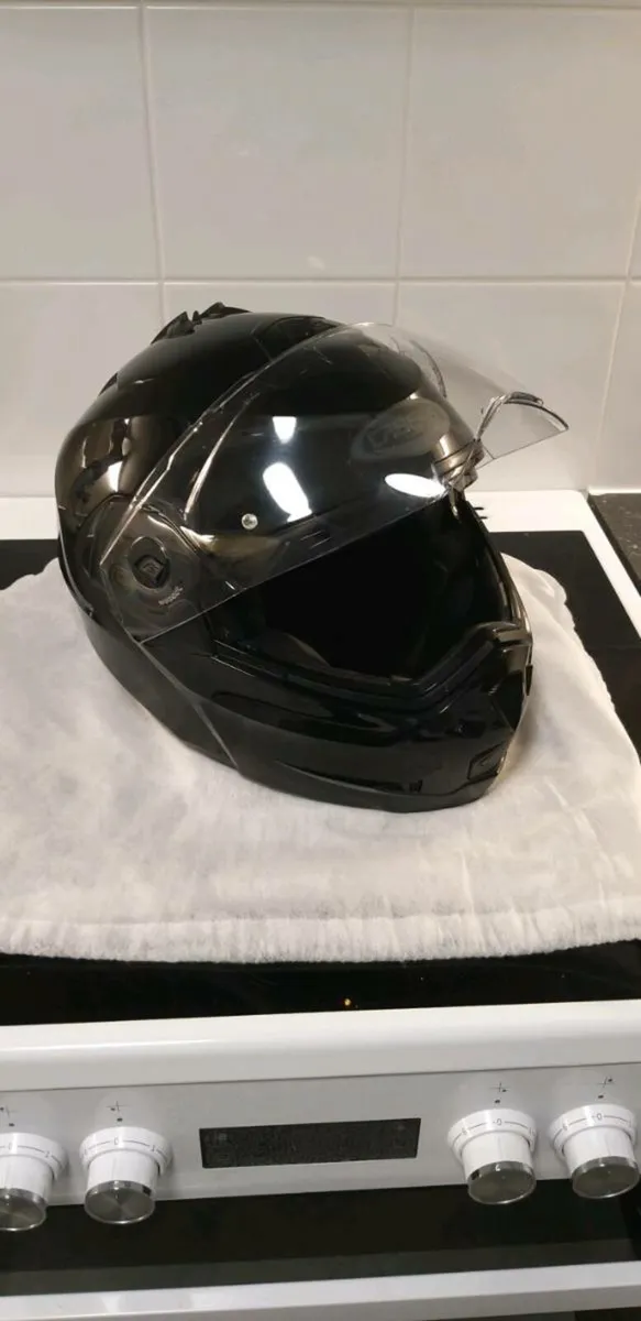Caberg Duke II Smart Helmet - Motorcycle gear - Image 3