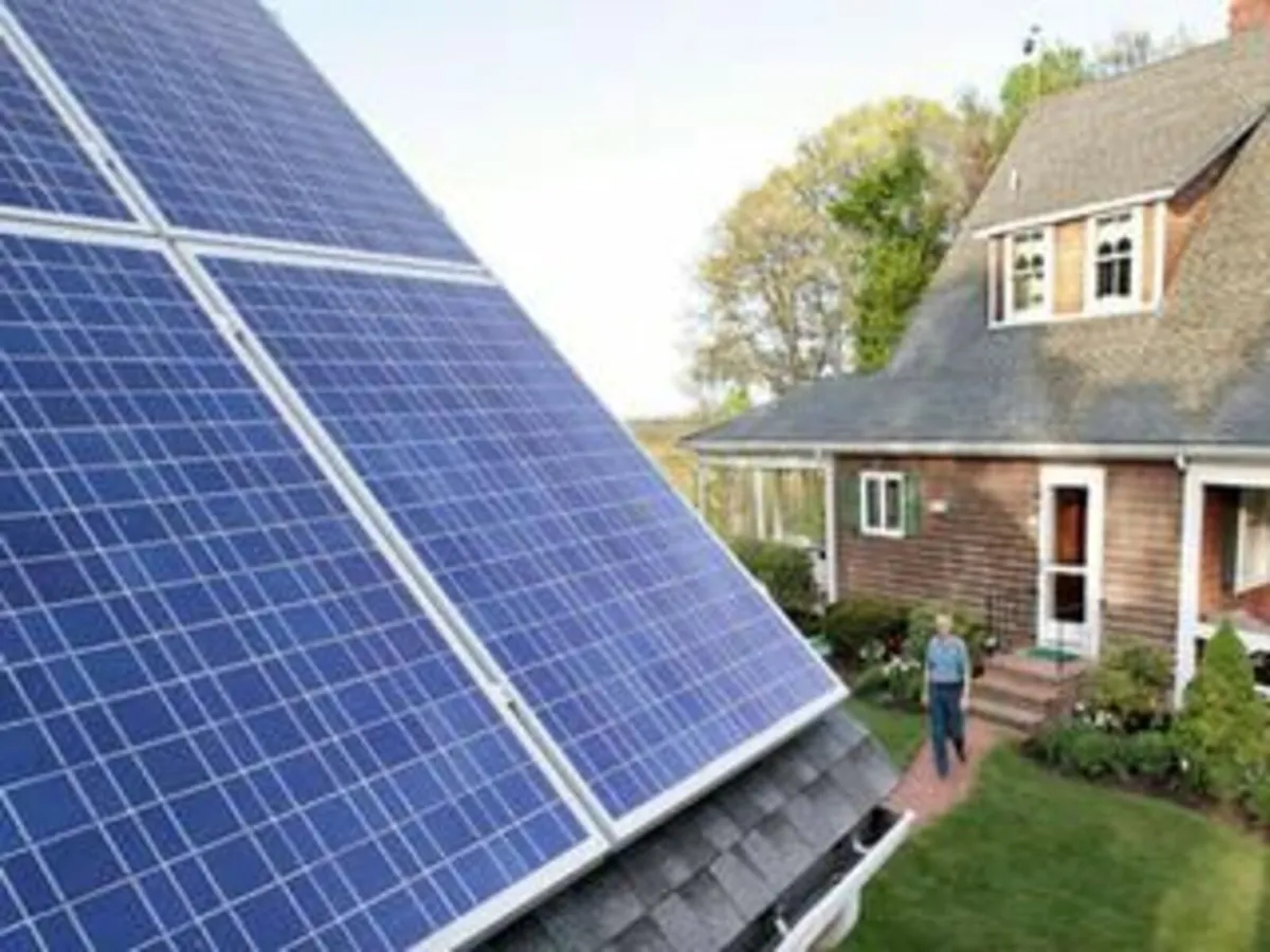 225W Solar panel for off-grid cabin shed - Image 2