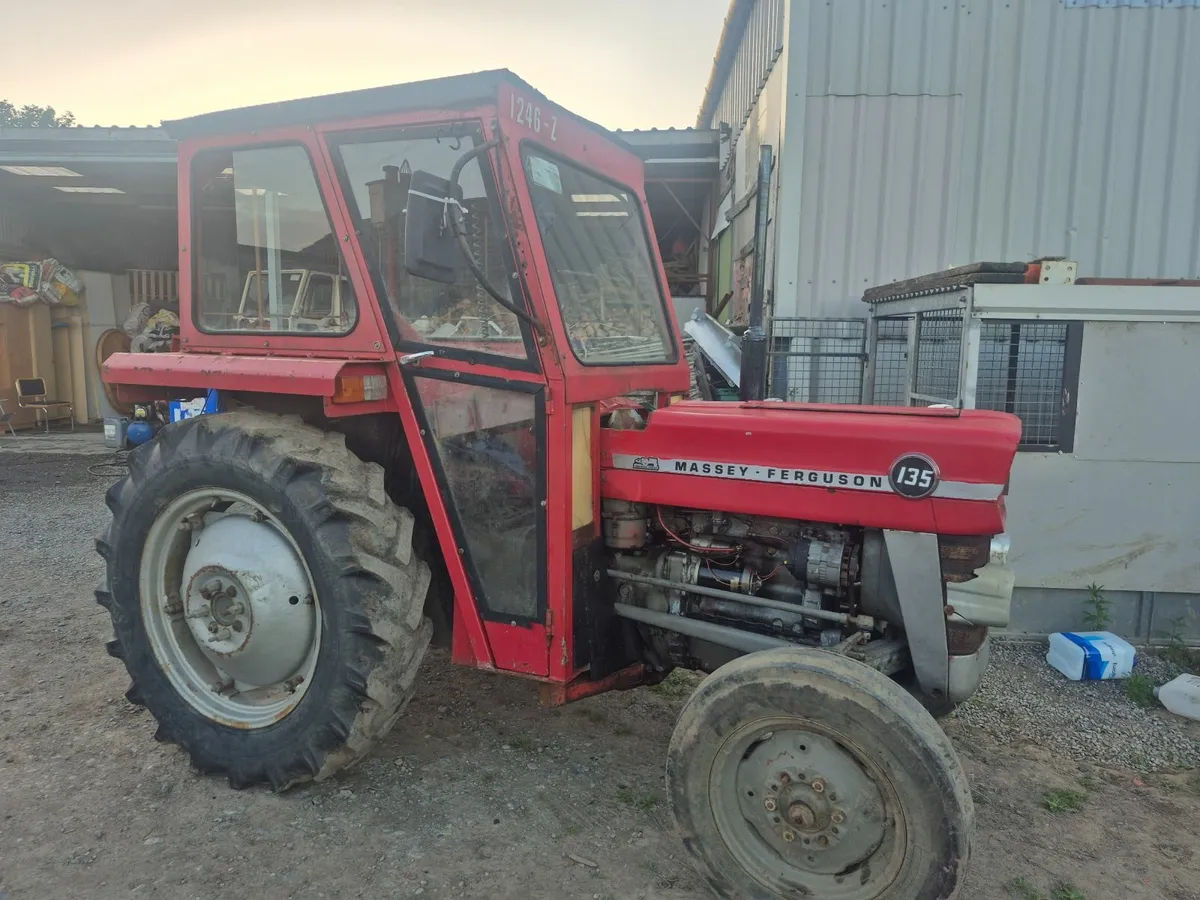 Massey Ferguson 135 - Image 1