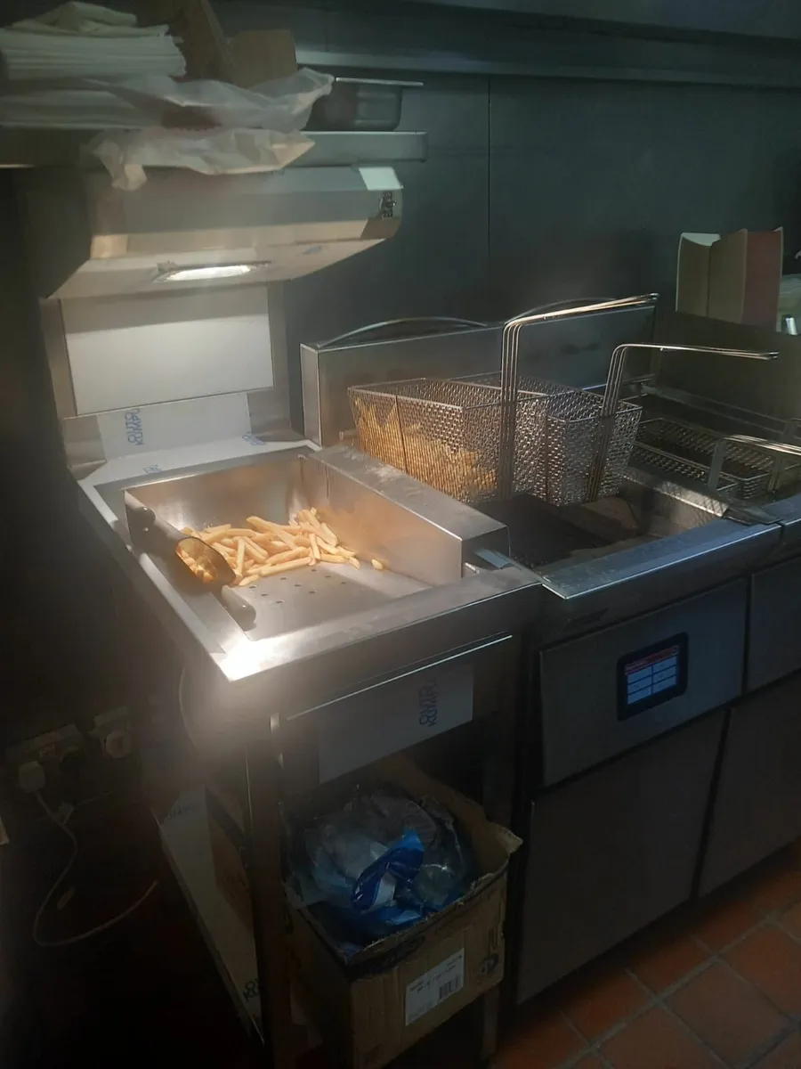 Sinks tables canopys shelfs - Image 1