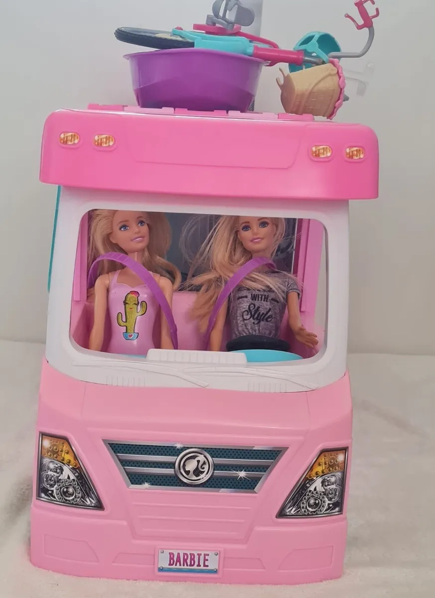 Barbie 3-in-1 camper with bicycle, dolls and acces - Image 4