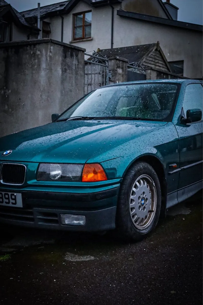 BMW e36 320I SE 1992 - Image 2