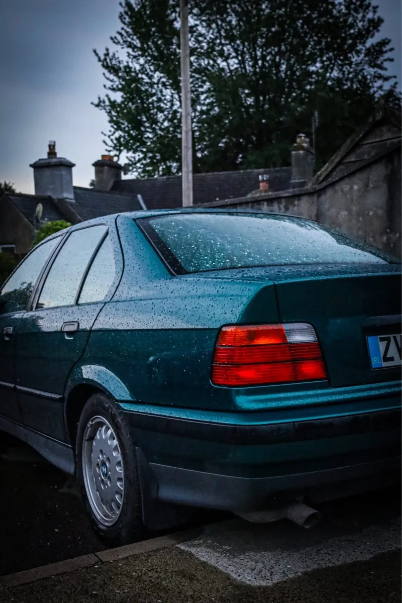 BMW e36 320I SE 1992 - Image 4