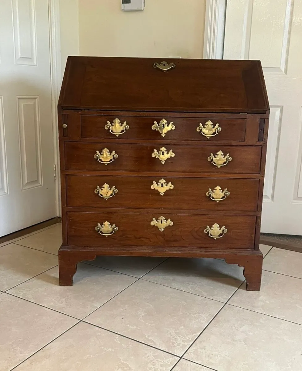 Georgian flamed mahogany writing bureau - Image 2
