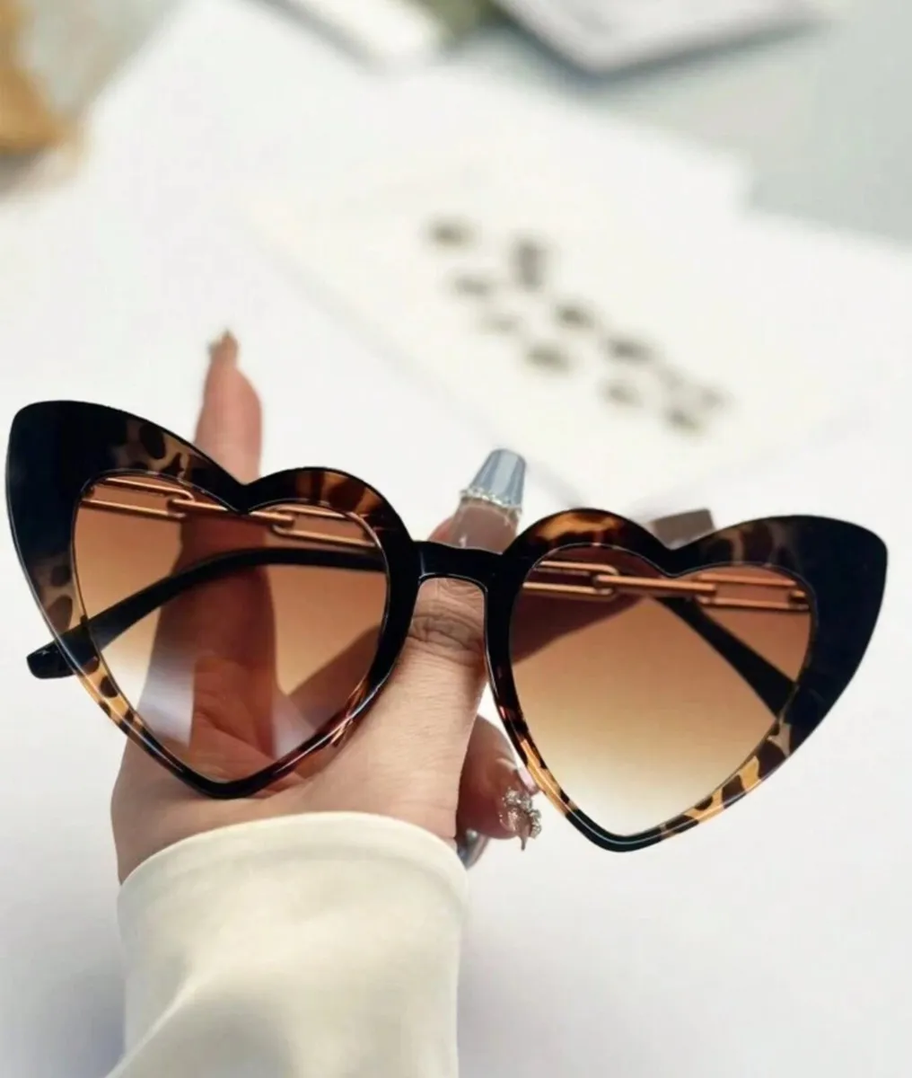 Leopard Print Heart-Shaped Sunglasses - Image 1