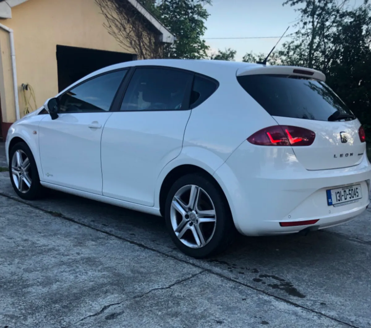 Seat Leon - Luxury Trim - Image 4