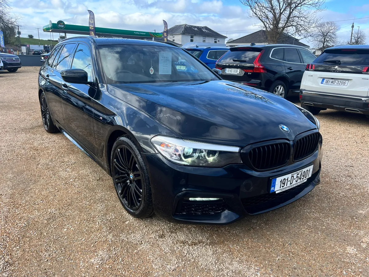 BMW 520D MSPORT Tourer - Image 1