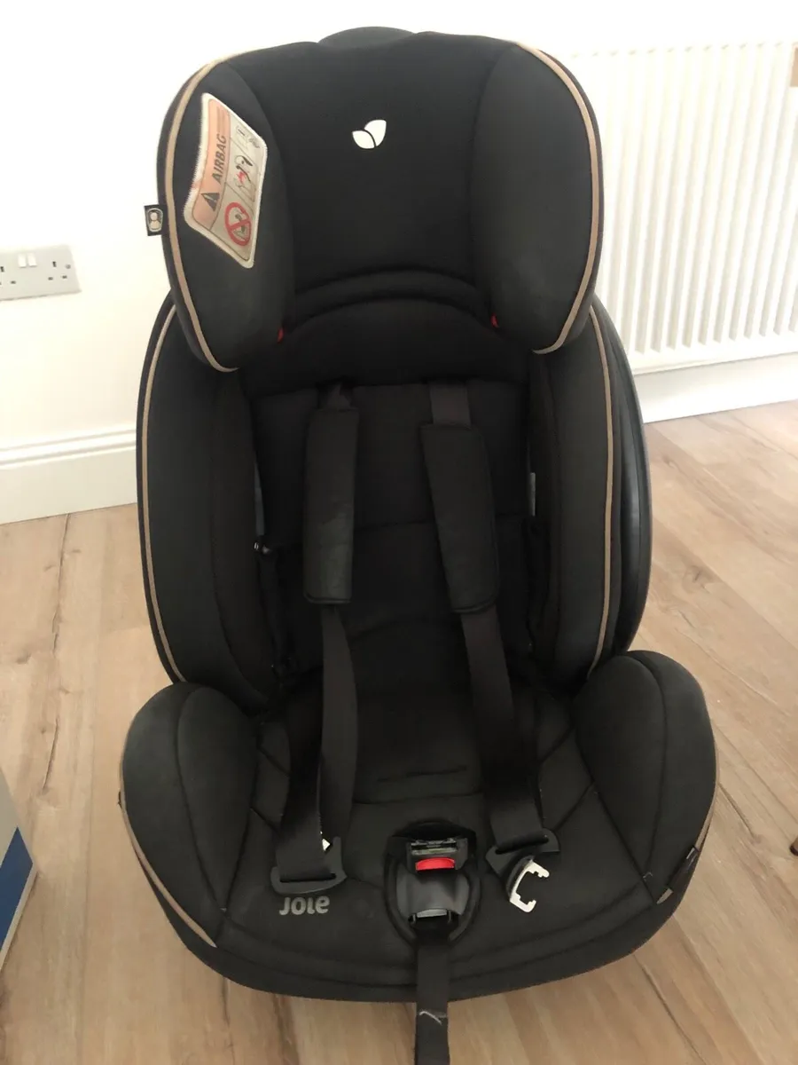 Car seat - Image 1