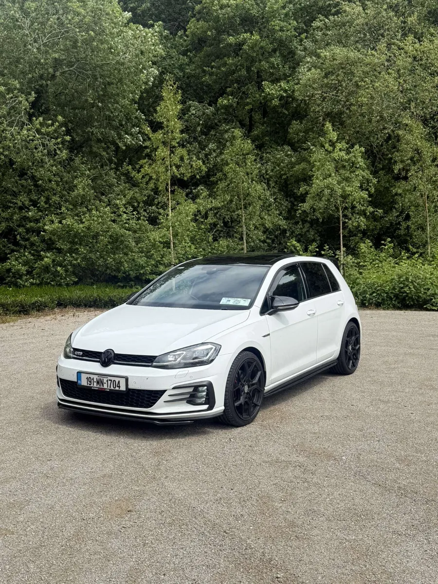 Volkswagen Golf 2019 - Image 3