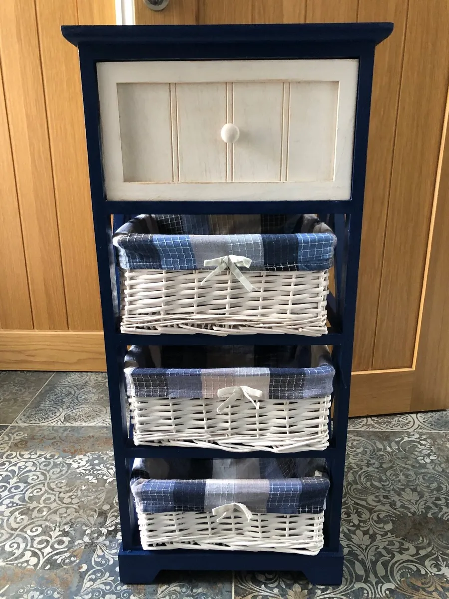 Bathroom unit - Image 4