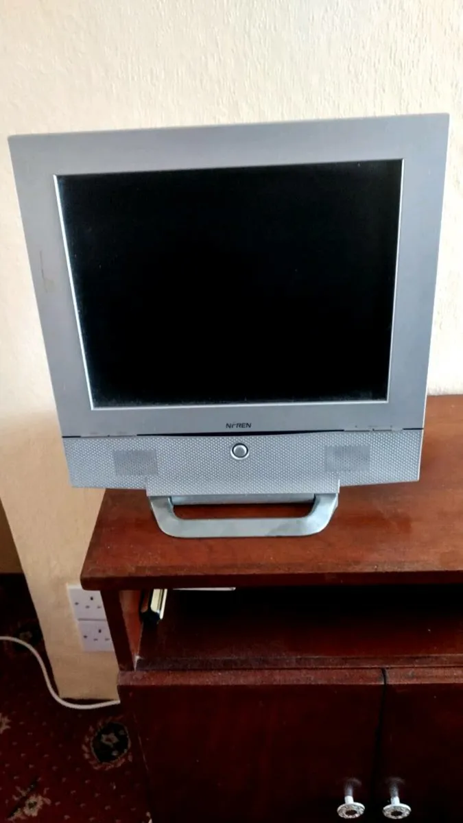 Home CCTV monitor - Image 1