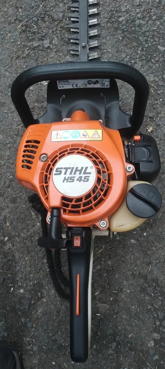 Stihl sh 45 hedge strummers running well 2011 - Image 2
