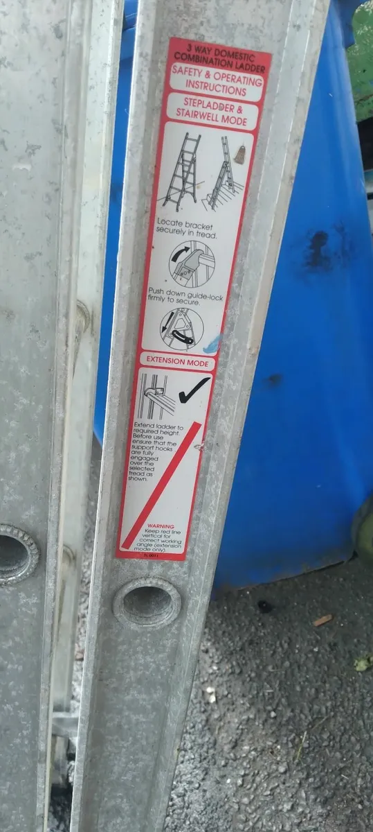 Ladies 3 way ladder working perfectly price too se - Image 2