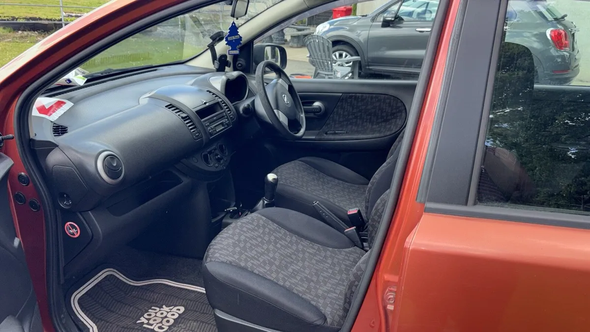 Car - Image 1