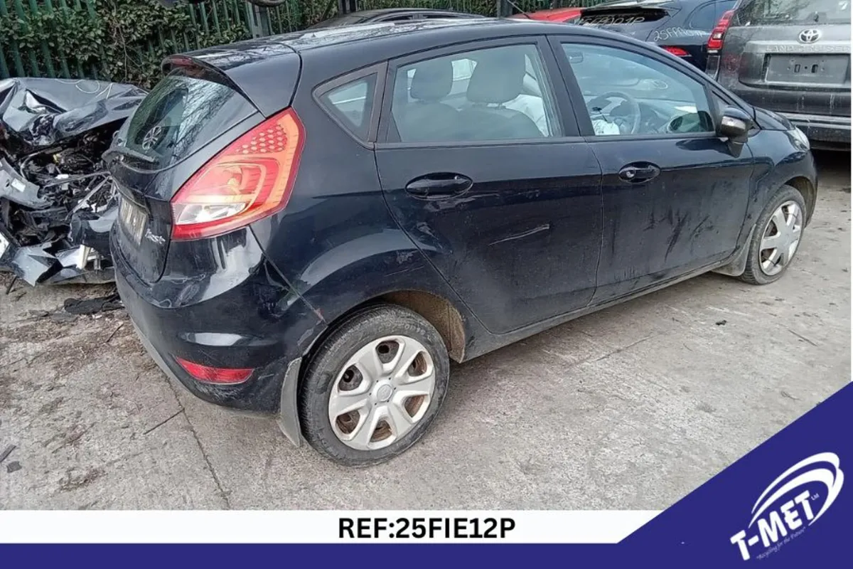 2009 FORD FIESTA BREAKING FOR PARTS - Image 2