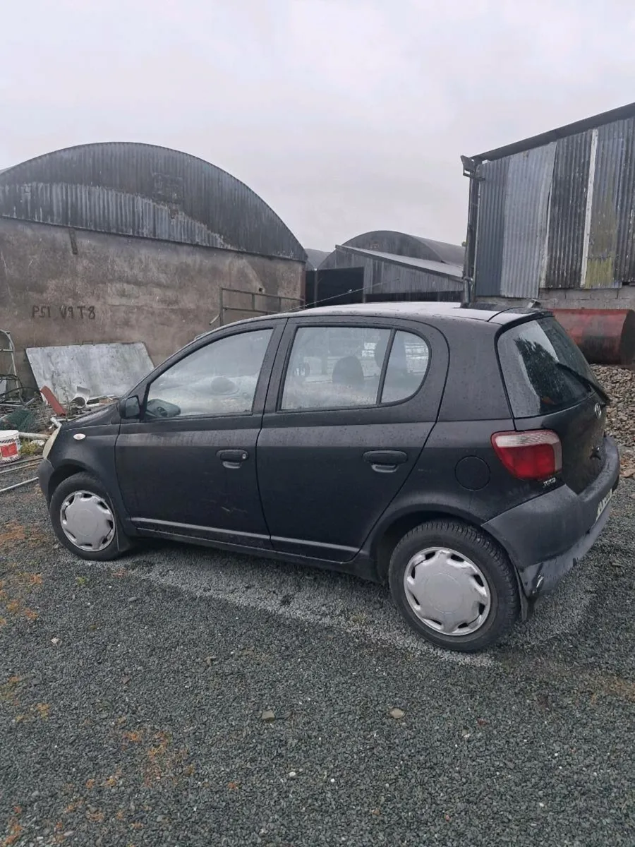 Car - Image 3