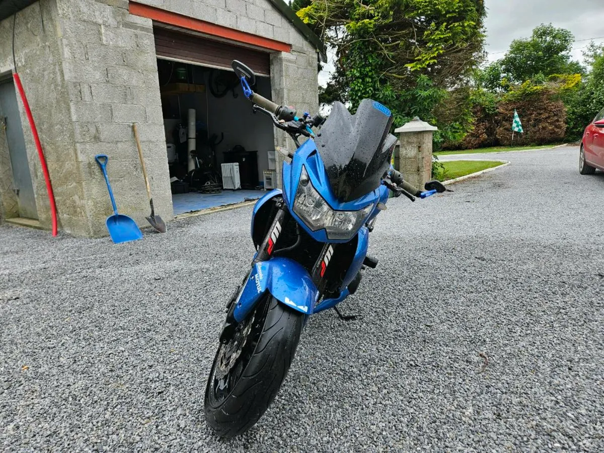 Z750 r - Image 1