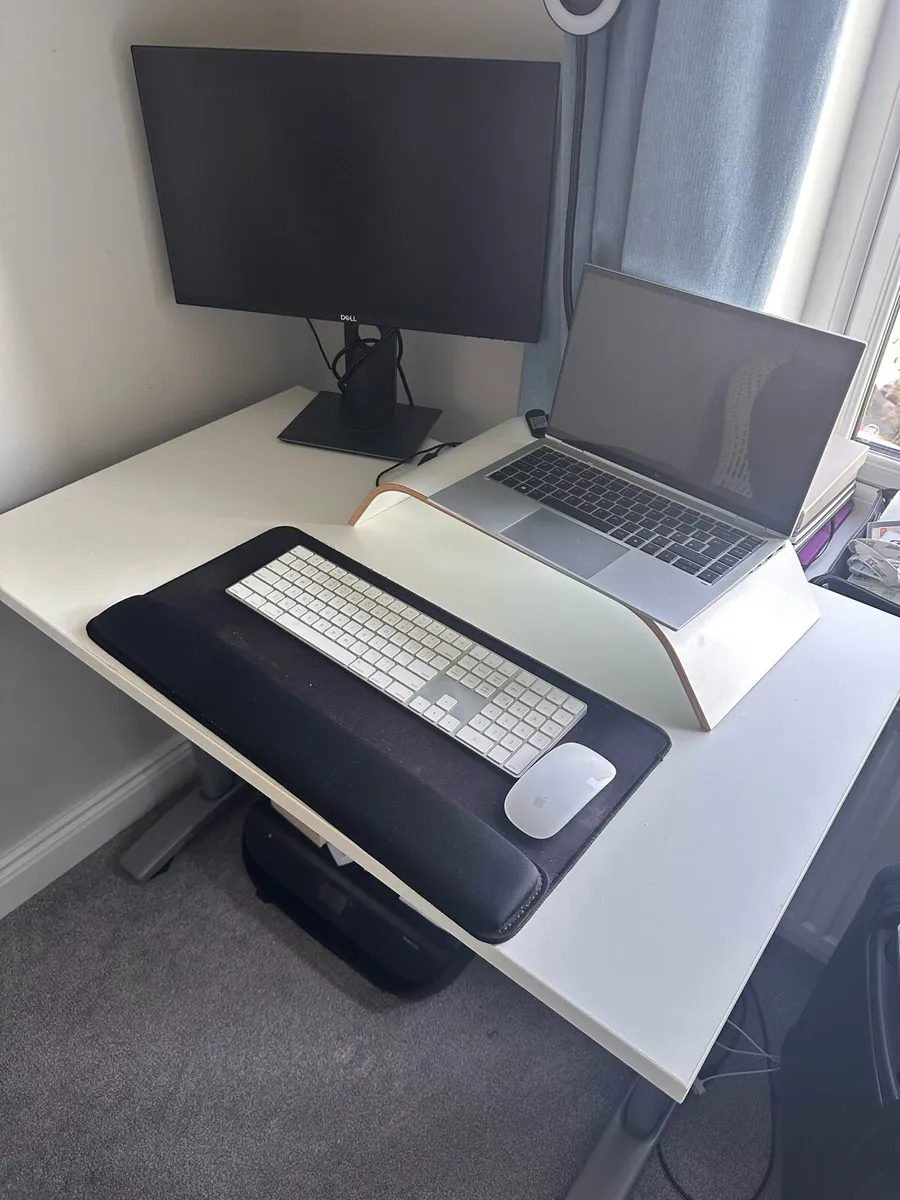 FREE: Home Office / study table - Image 1