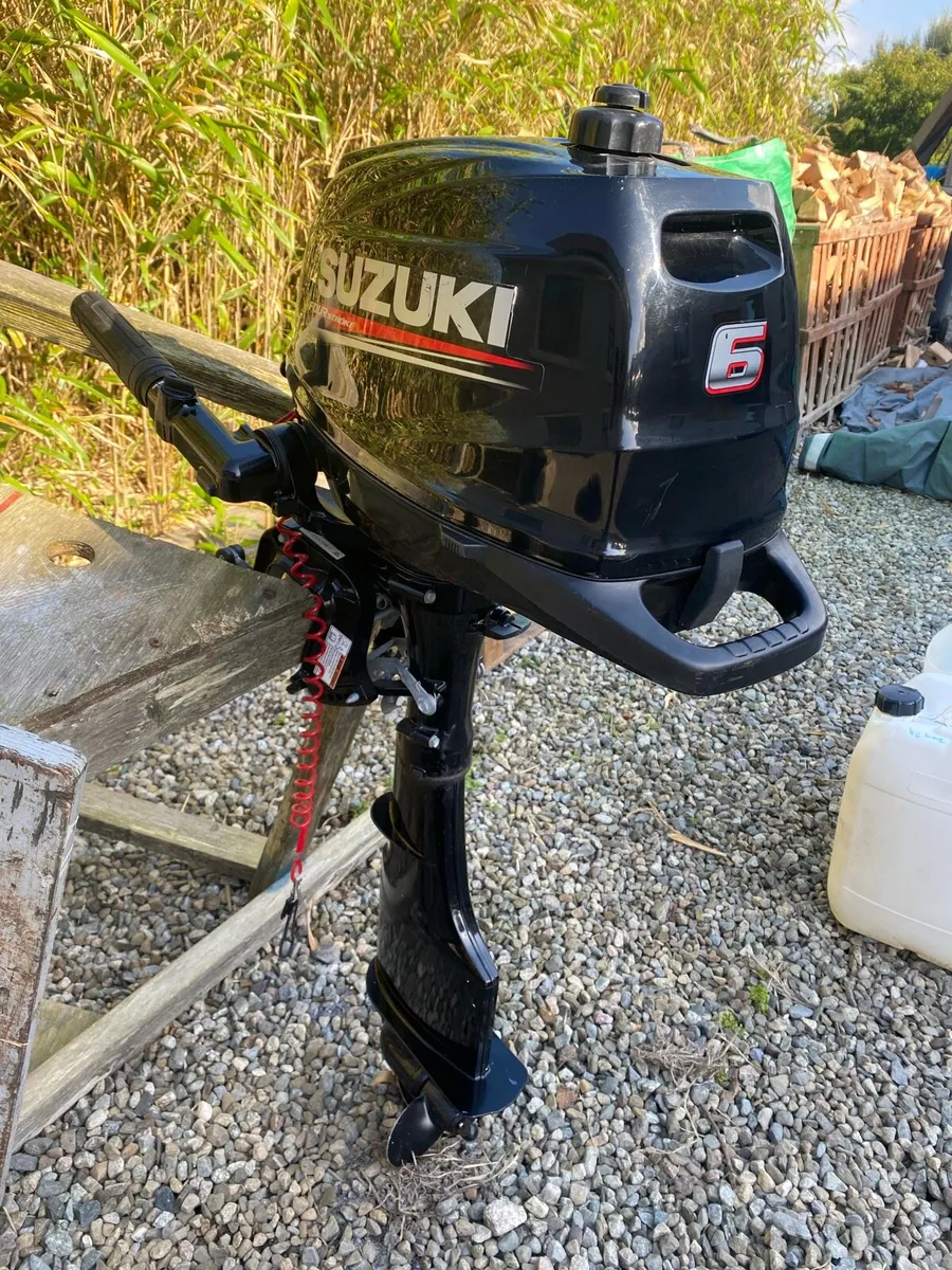 Outboard engine - Image 1