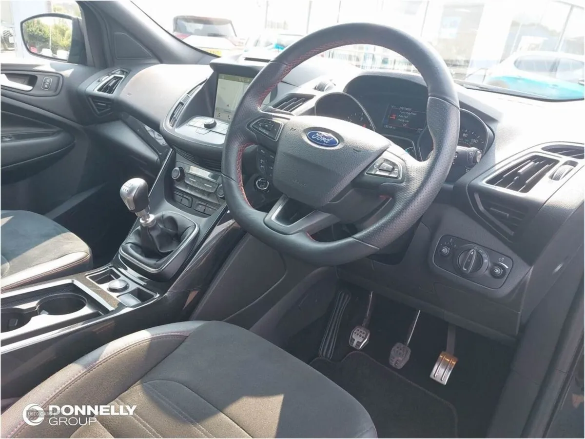 Ford Kuga 2.0 Tdci St-line Edition 5dr 2WD - Image 4