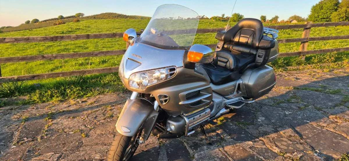 Honda Goldwing 1800 - Image 2