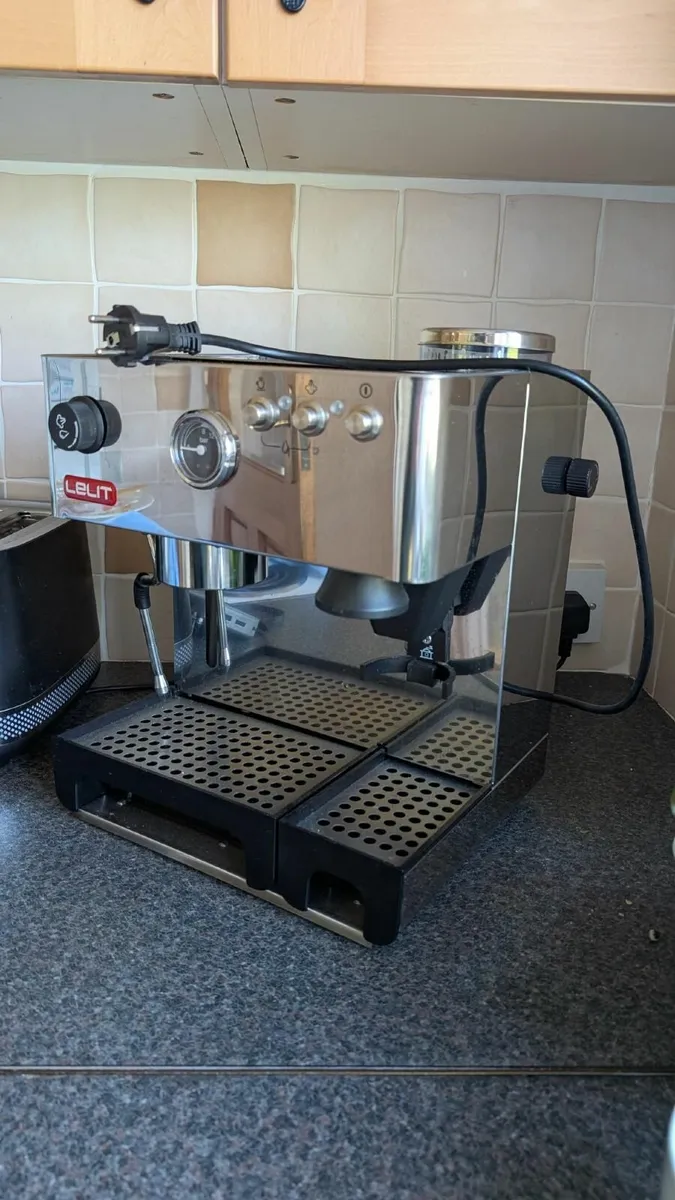 Lelit Anita PL042EMI Espresso Coffee Machine - Image 1