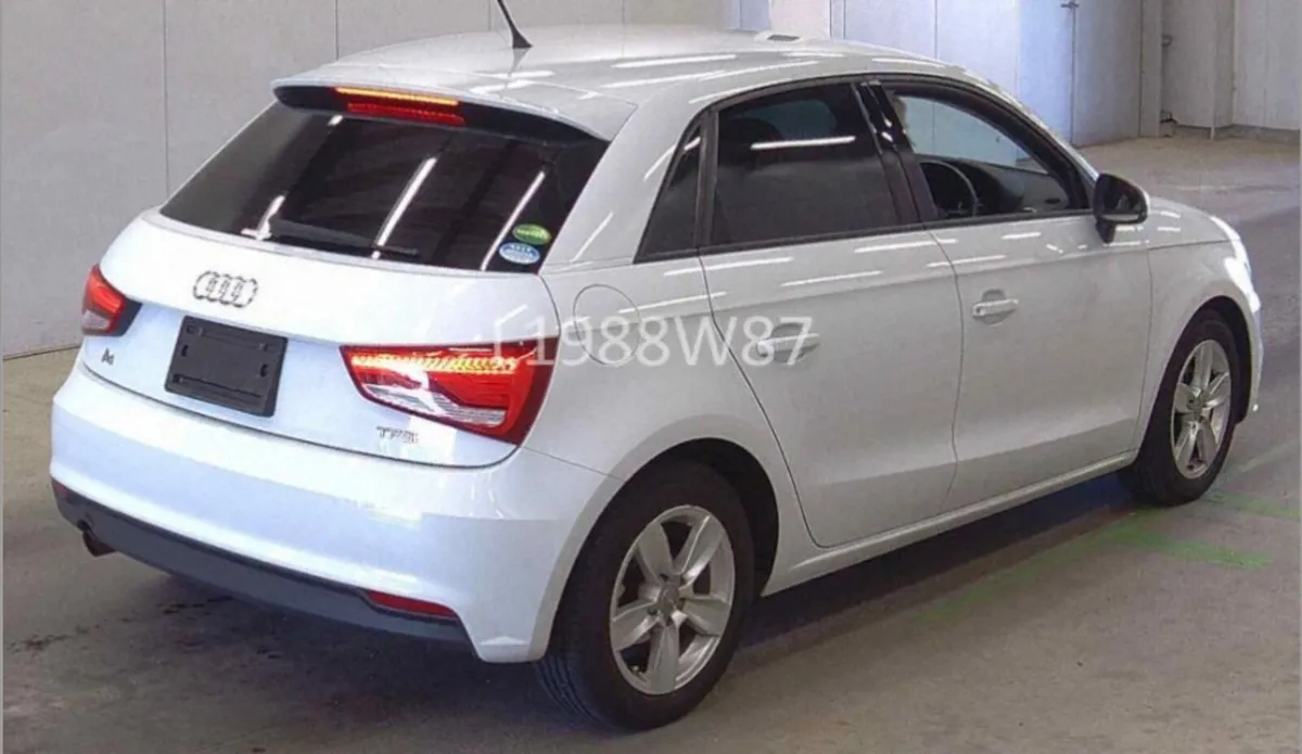Audi A1,Automatic 1.0 petrol,LIKE NEW - Image 4