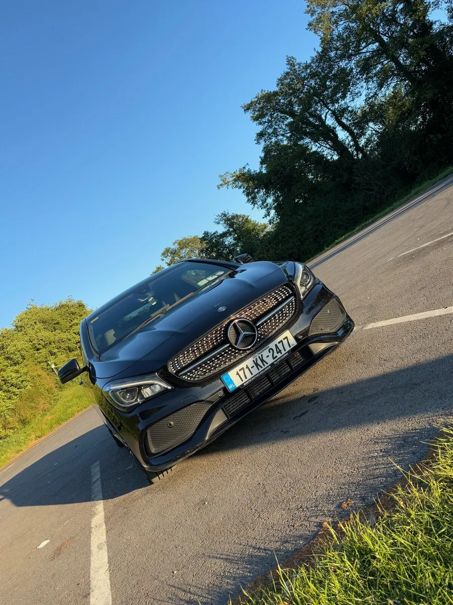 Mercedes Benz - Image 2