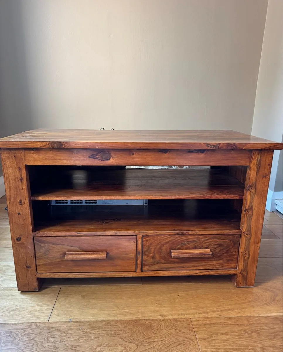 Tv unit