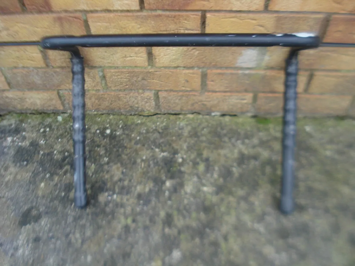GARDEN METAL WALL MOUNTED HOSE & SUNDRY HOLDERS. - Image 4
