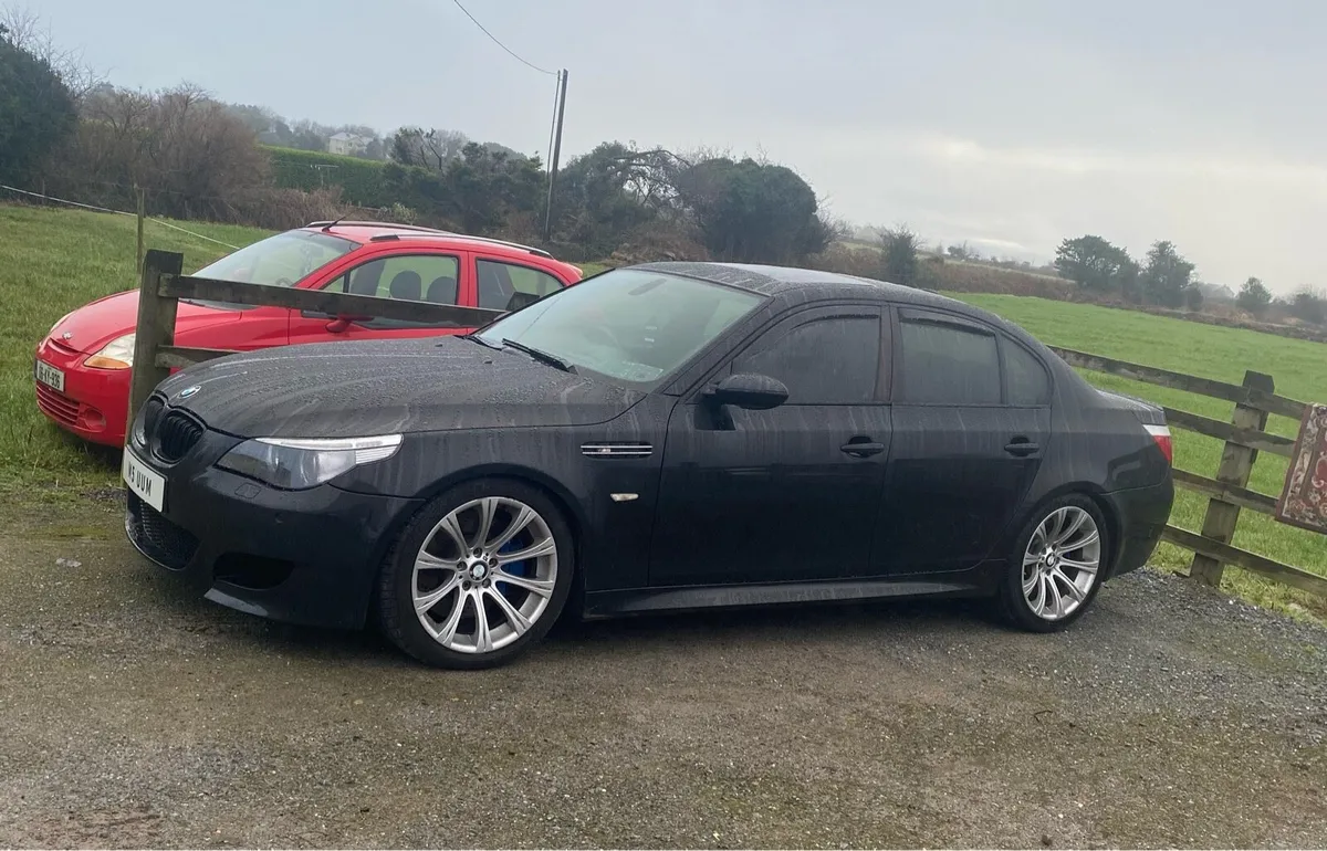 BMW M5 - Image 1