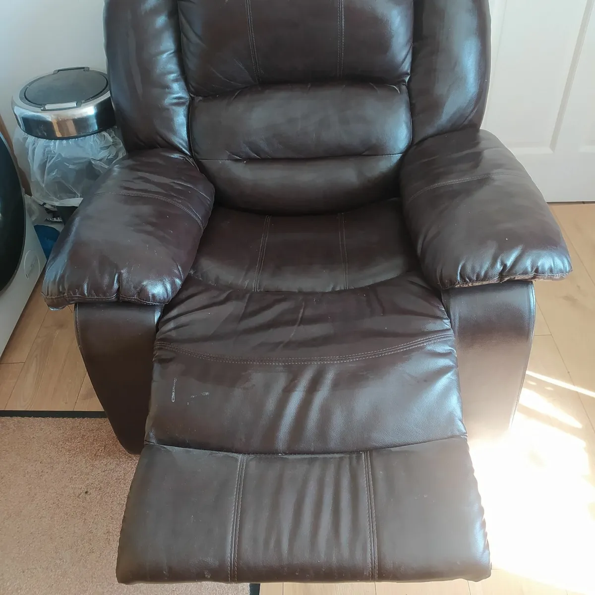 Armchair recliner - Image 2