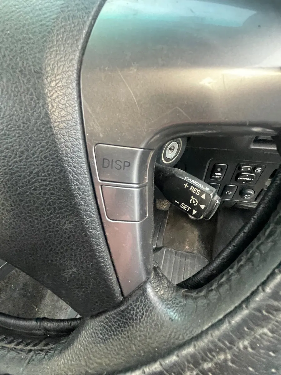 Toyota Hilux Invincible 2015 - Image 4