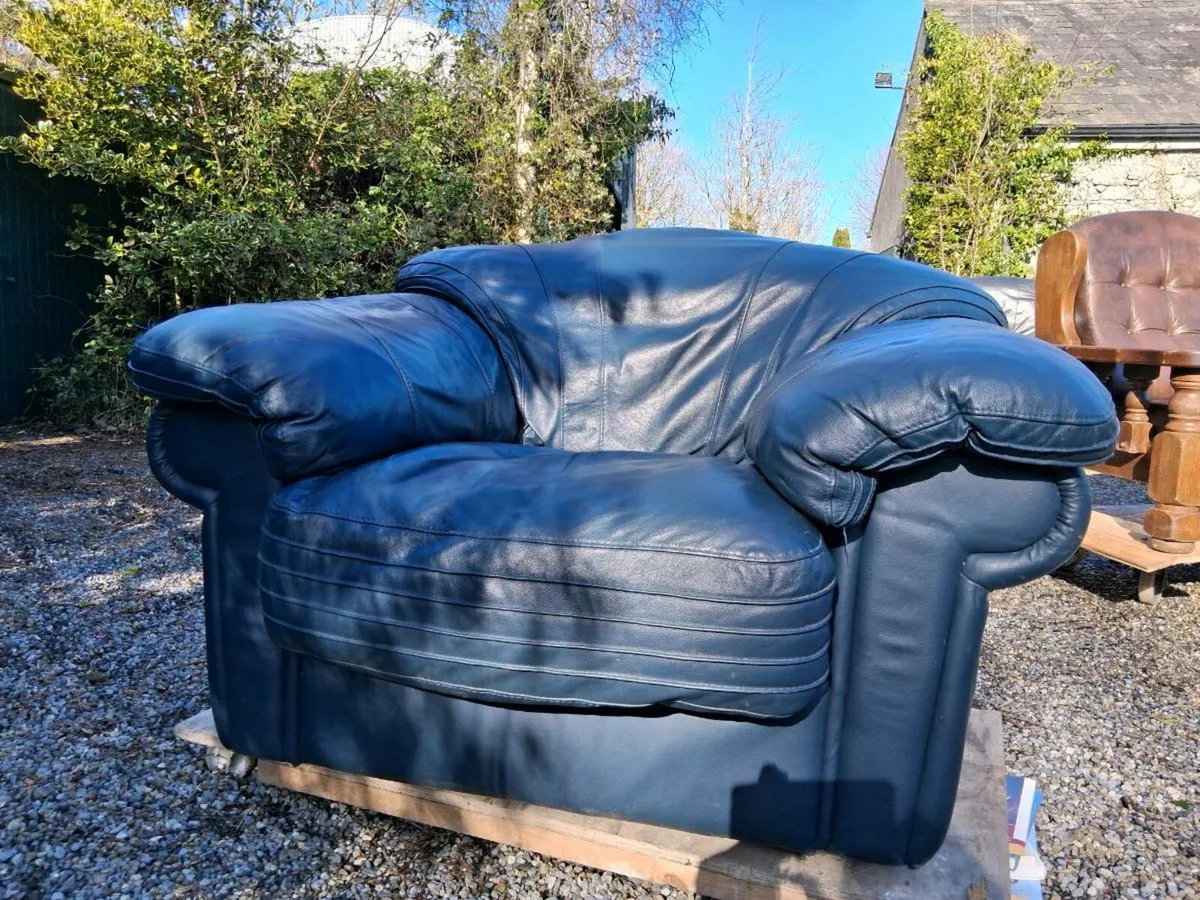 Navy leather armchair - Image 2